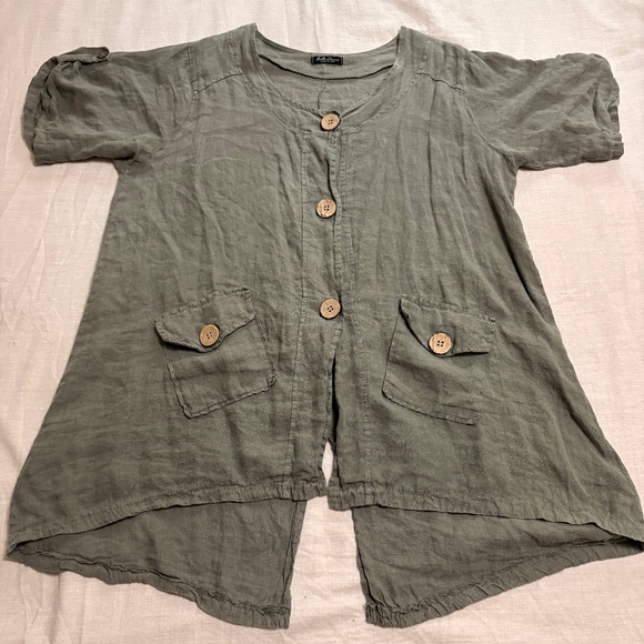 Linen top - Picture 1 of 2